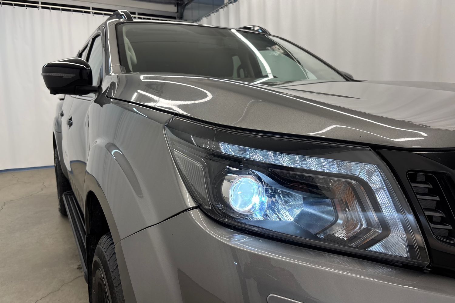 Nissan Navara vaihtoauto