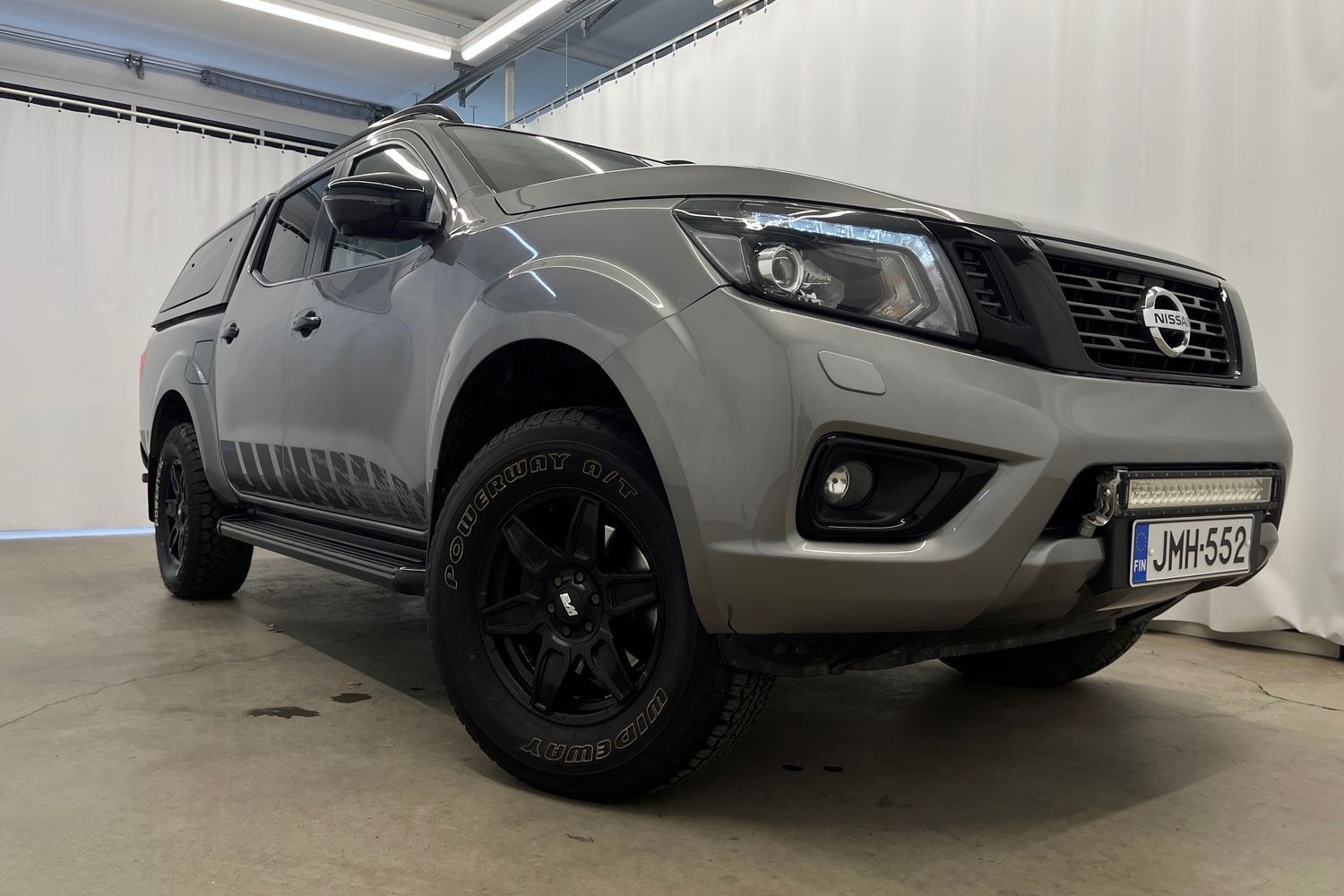 Nissan Navara vaihtoauto