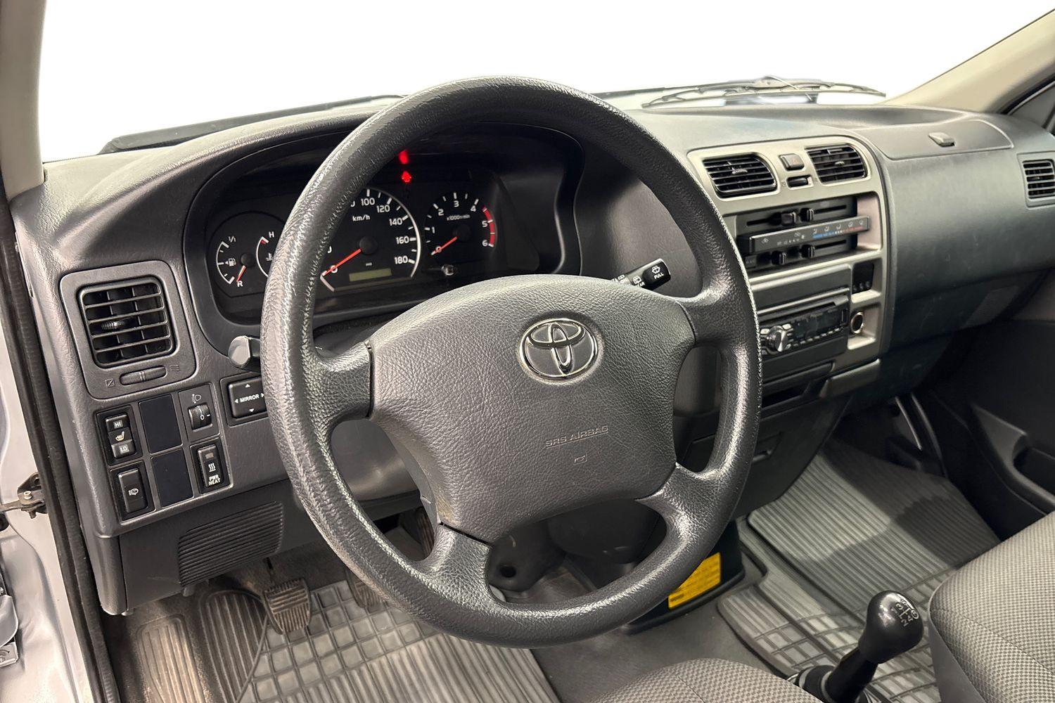 Toyota Hiace vaihtoauto