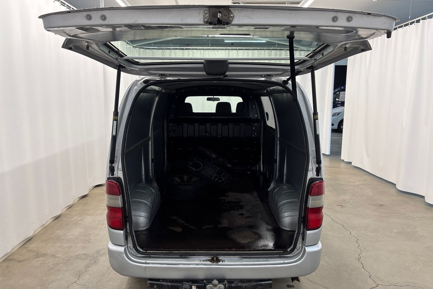 Toyota Hiace vaihtoauto