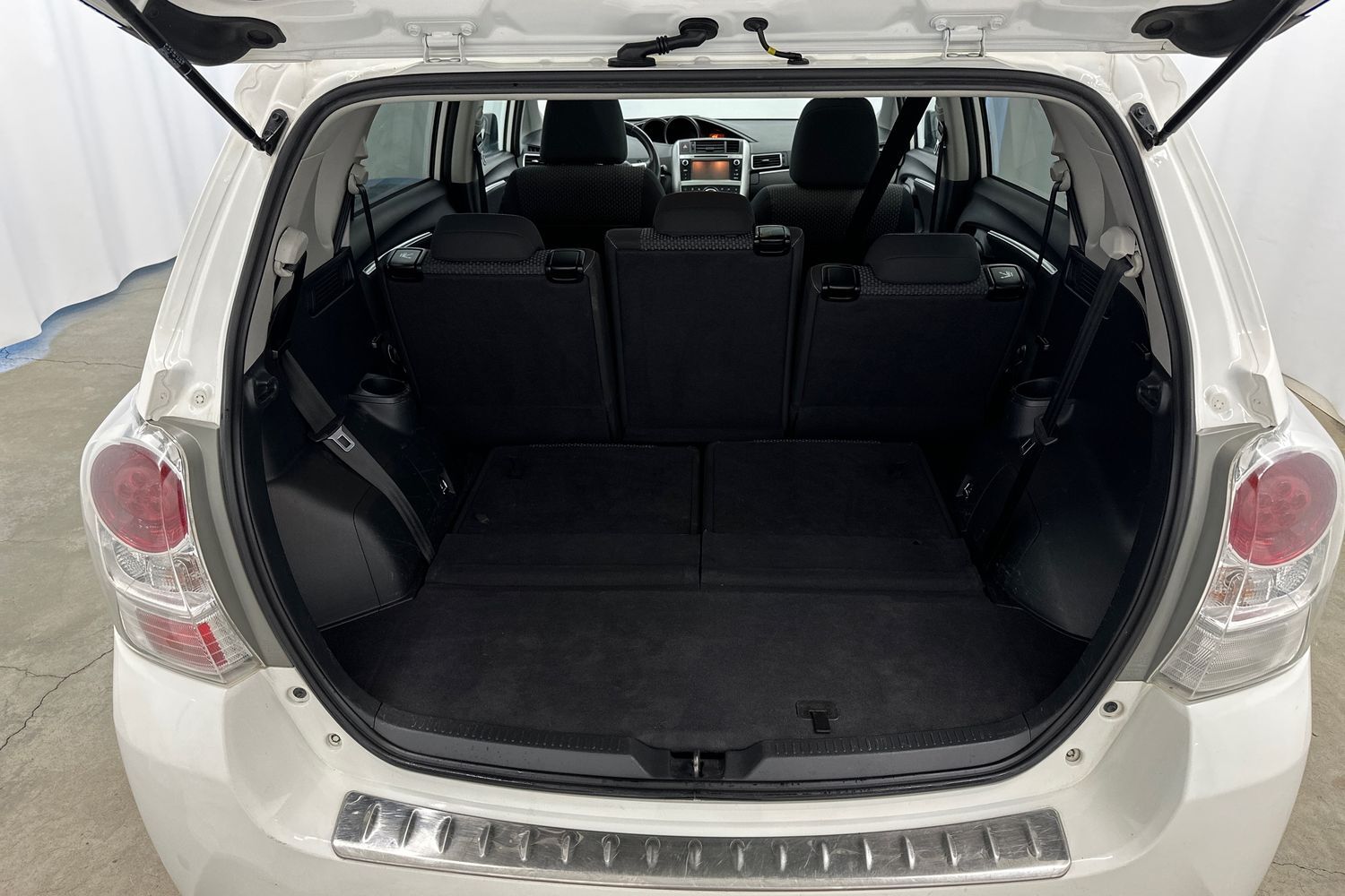 Toyota Verso vaihtoauto