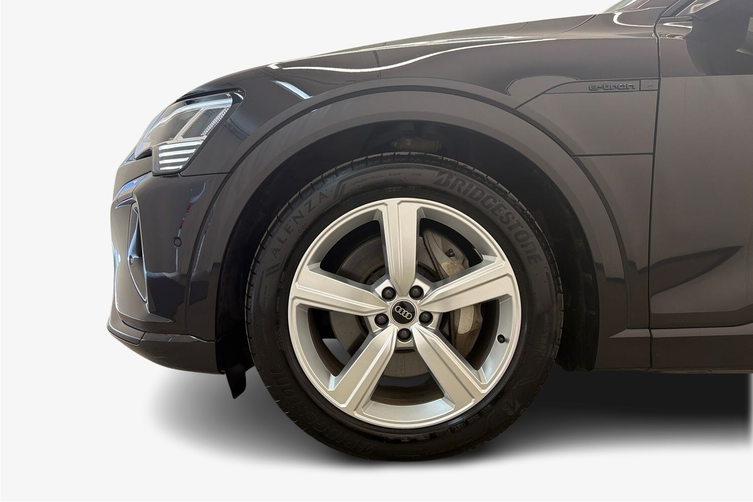 Audi Q8 e-tron vaihtoauto