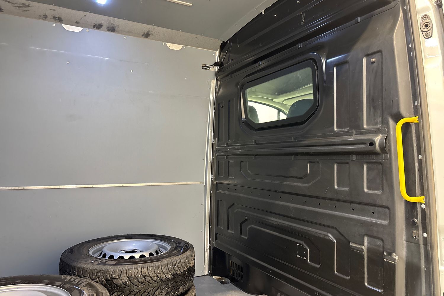 Volkswagen Crafter vaihtoauto