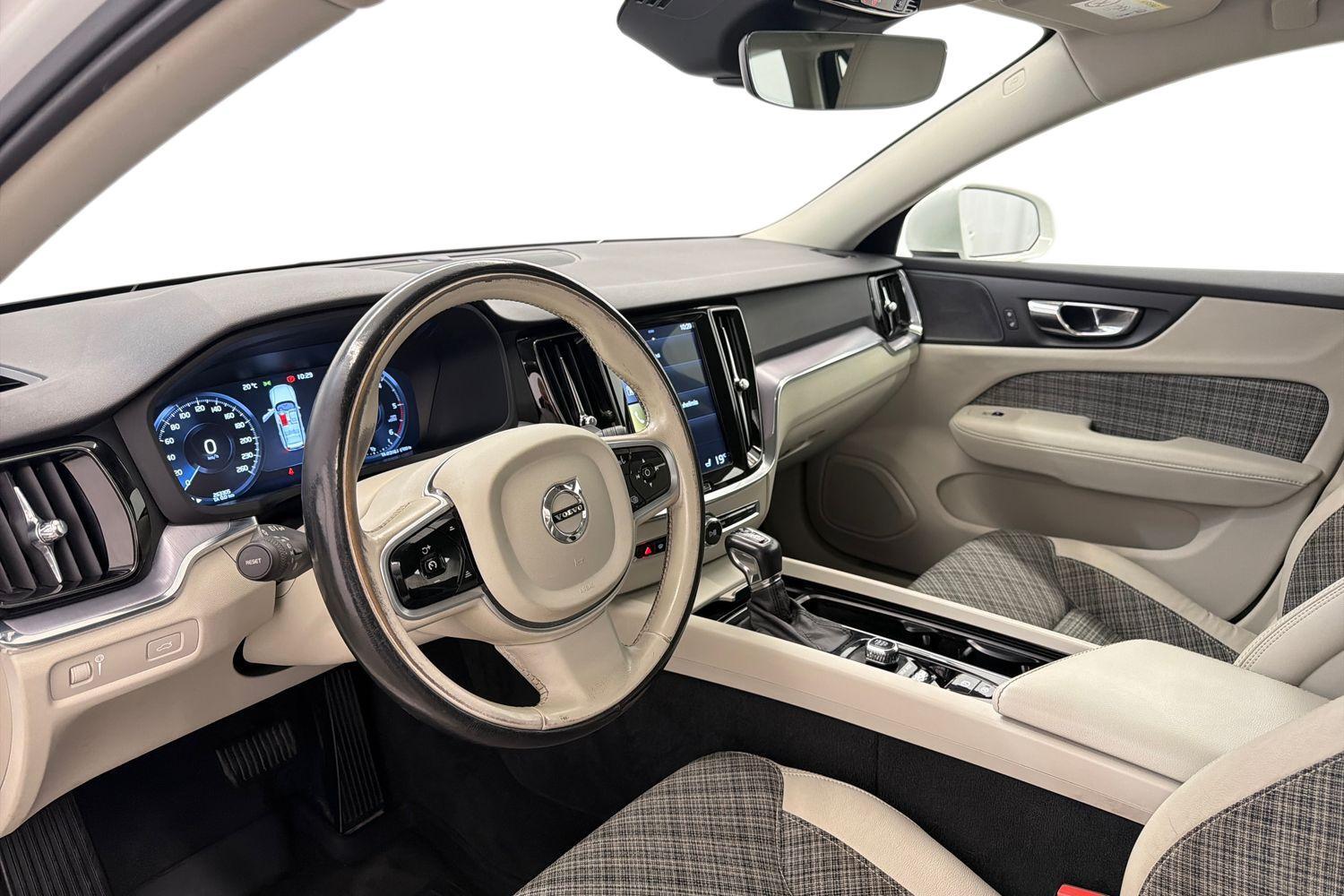 Volvo V60 vaihtoauto