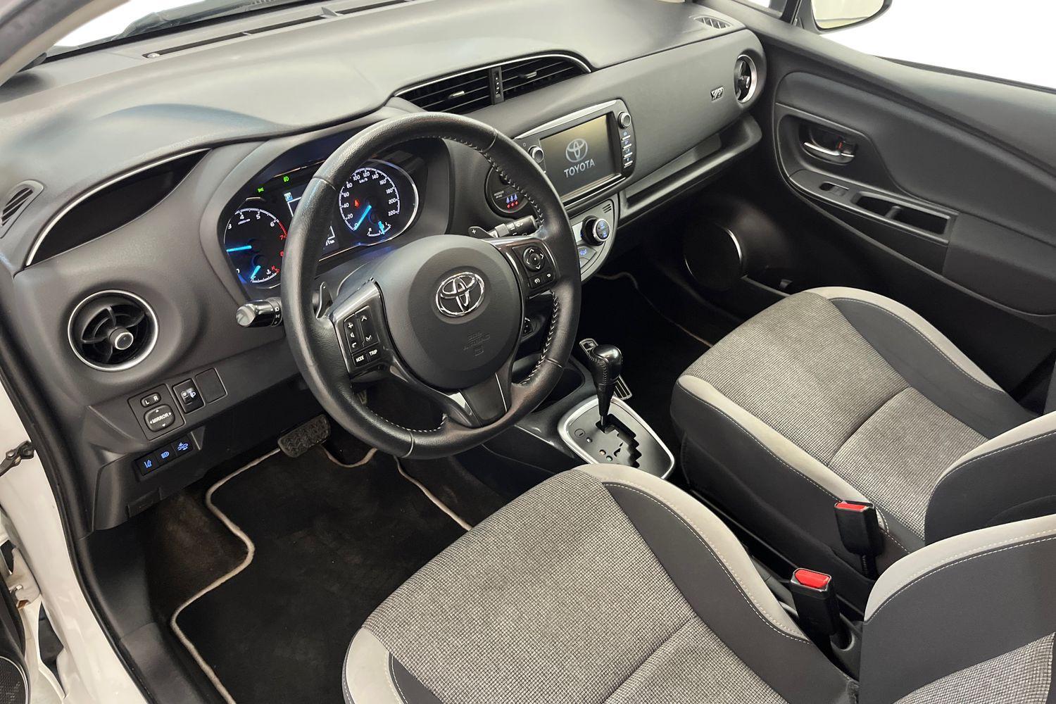 Toyota Yaris vaihtoauto