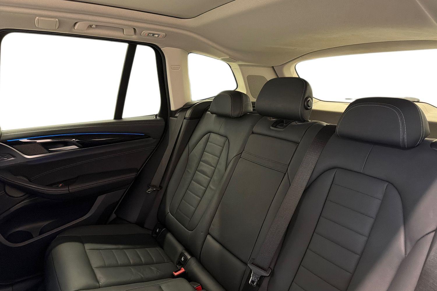 BMW iX3 vaihtoauto
