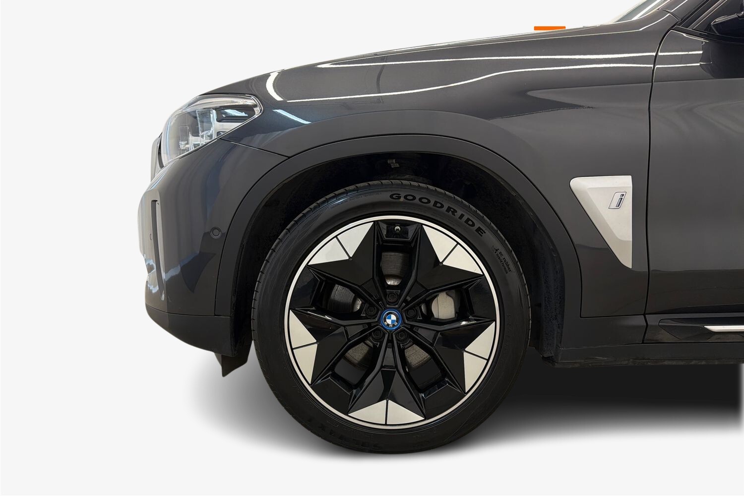 BMW iX3 vaihtoauto