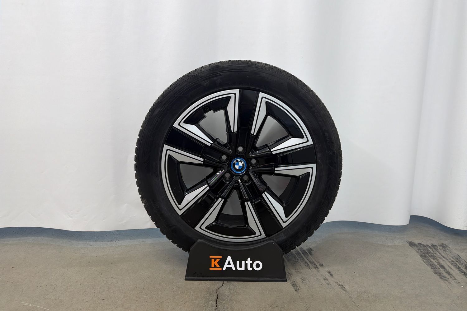BMW iX3 vaihtoauto