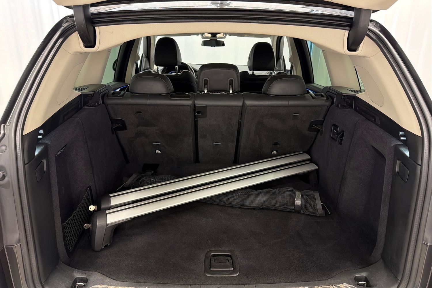 BMW iX3 vaihtoauto
