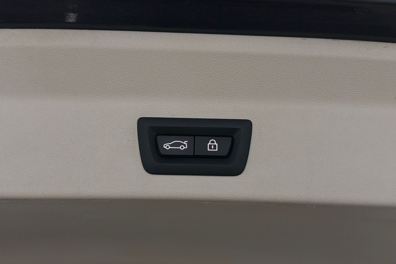 BMW iX3 vaihtoauto