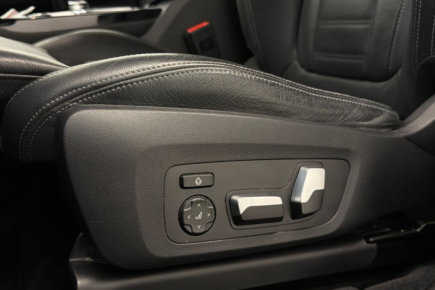 BMW iX3 vaihtoauto
