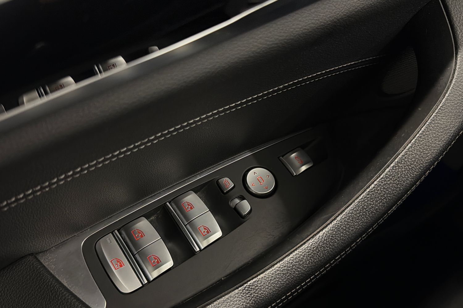 BMW iX3 vaihtoauto