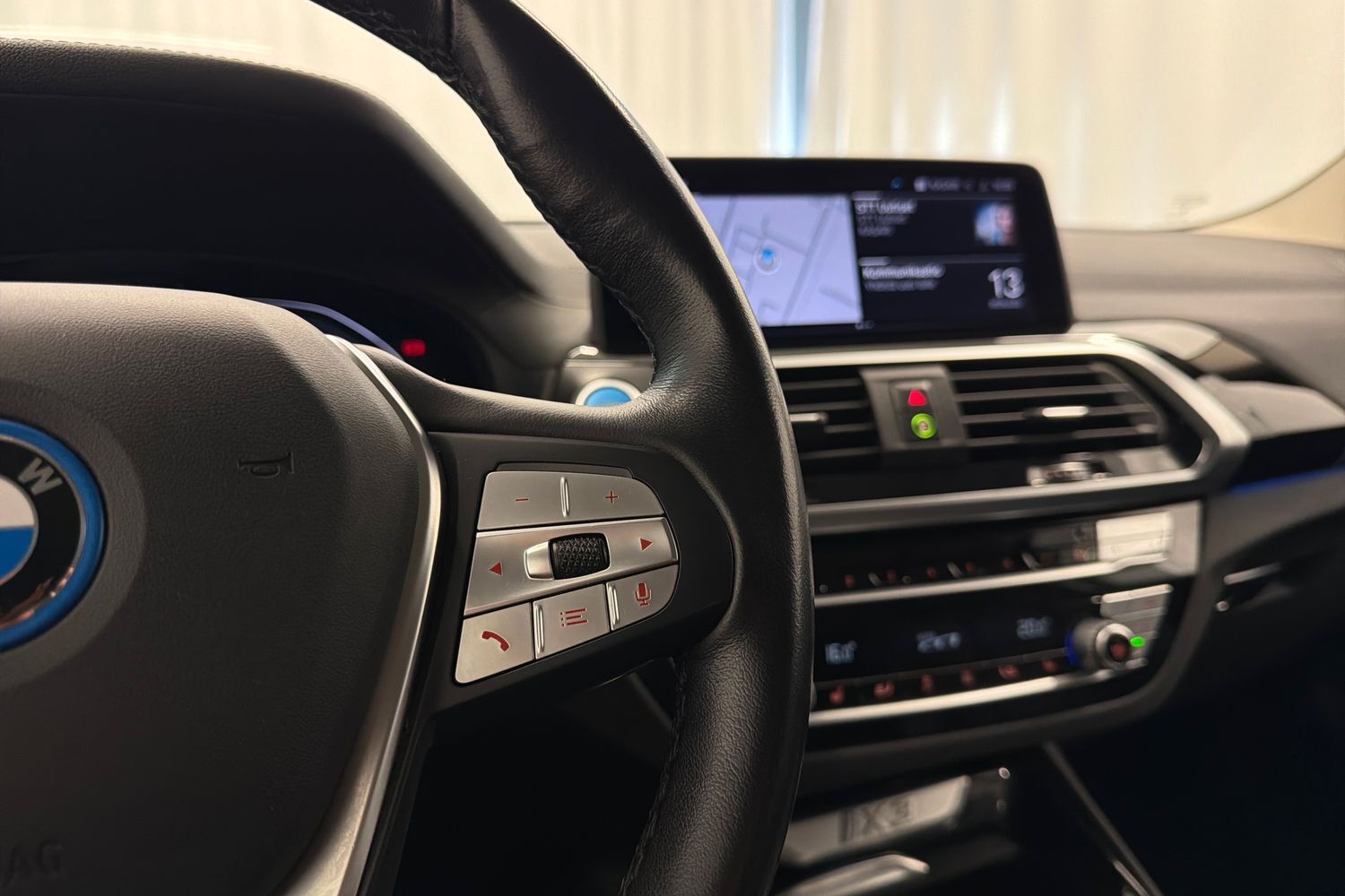 BMW iX3 vaihtoauto