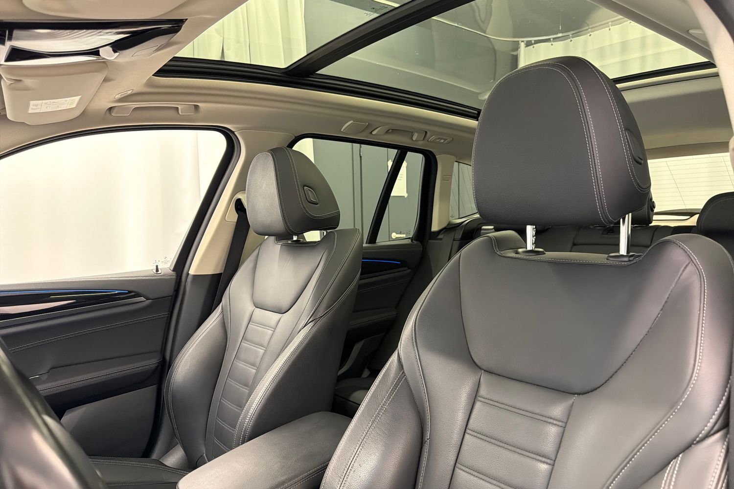 BMW iX3 vaihtoauto