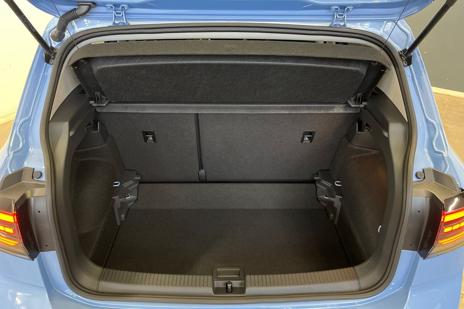 Volkswagen T-Cross vaihtoauto