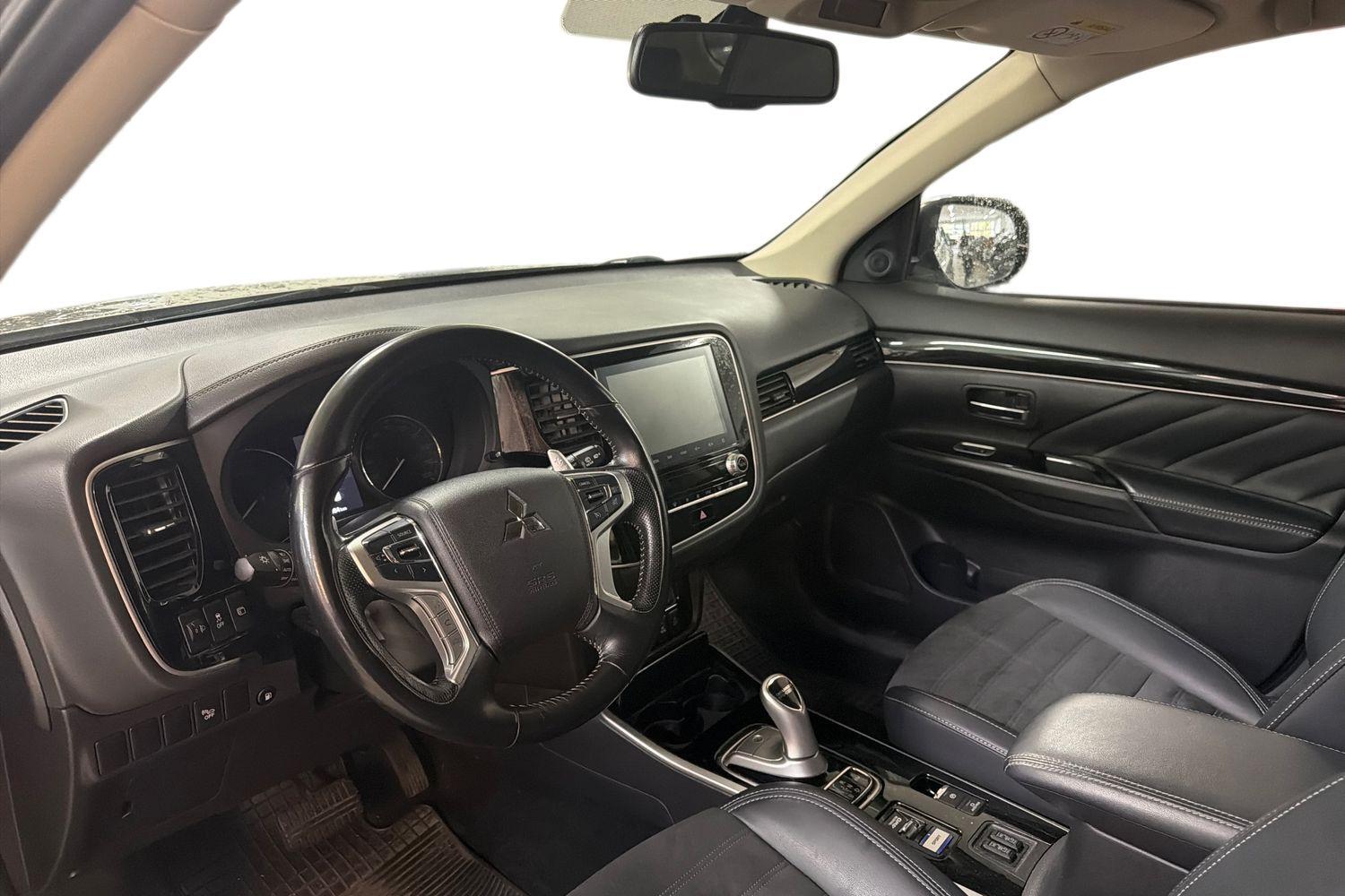 Mitsubishi Outlander vaihtoauto