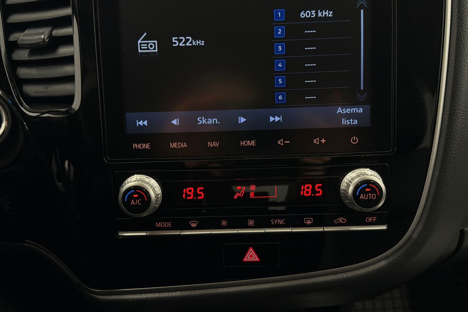Mitsubishi Outlander PHEV vaihtoauto