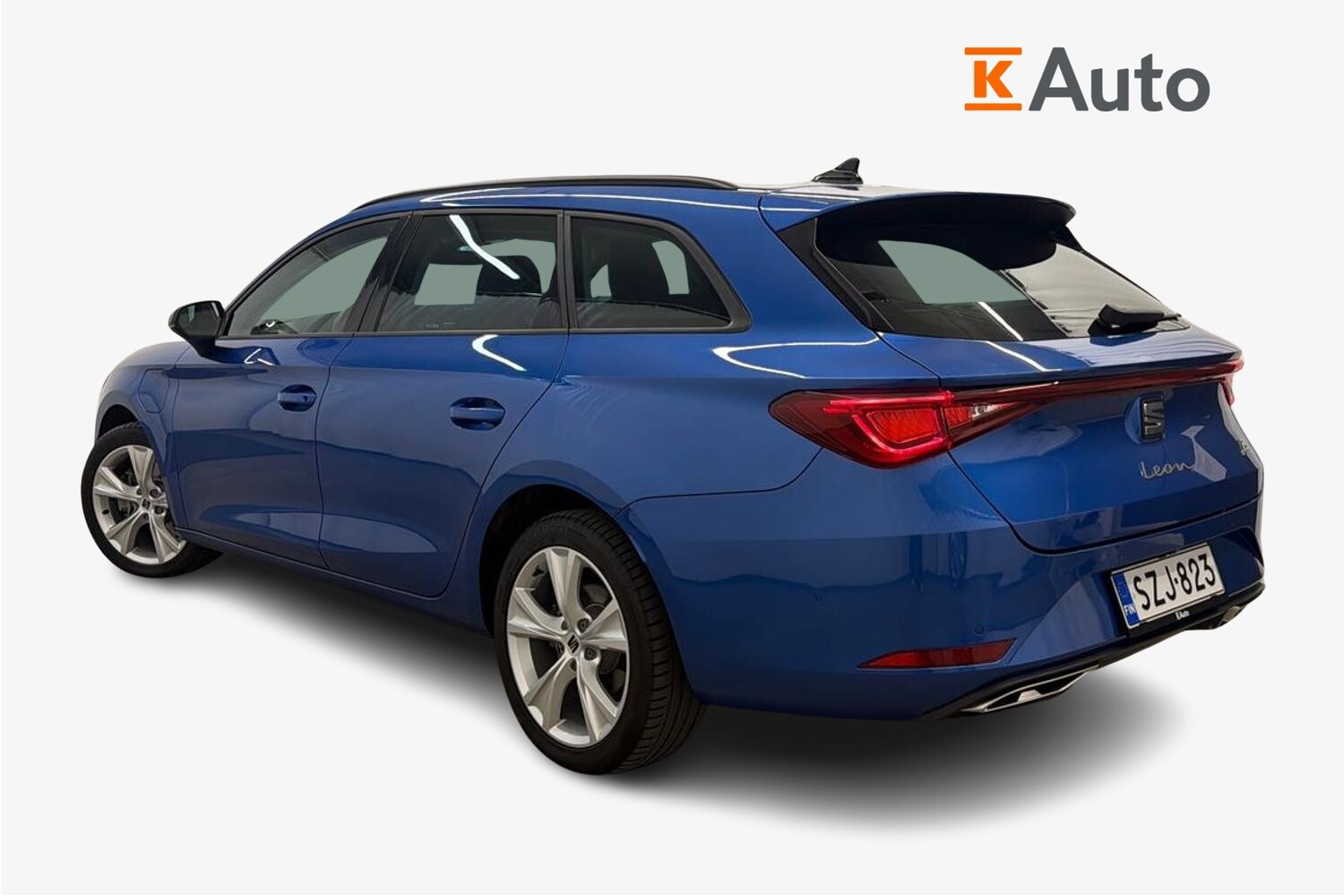 SEAT Leon Sportstourer vaihtoauto