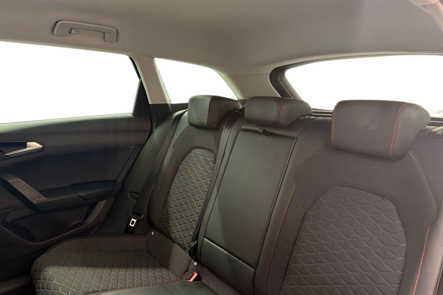 SEAT Leon Sportstourer vaihtoauto