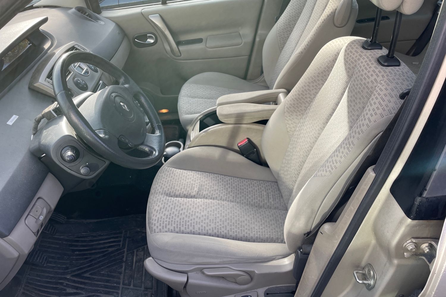 Renault Scénic vaihtoauto