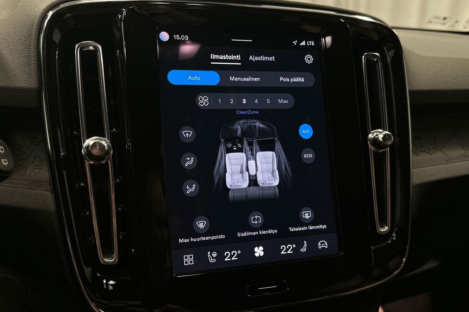 Volvo XC40 vaihtoauto