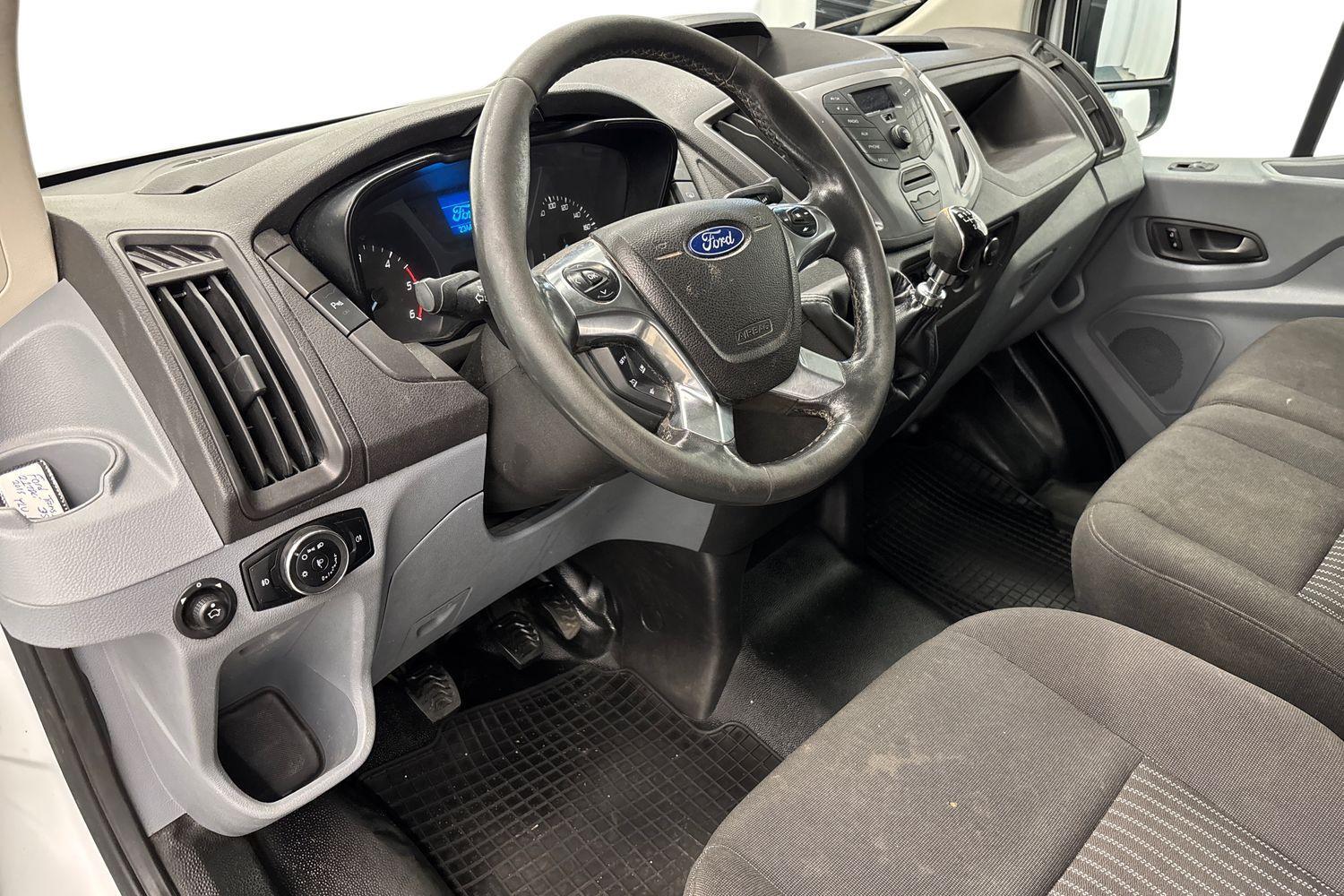 Ford Transit vaihtoauto