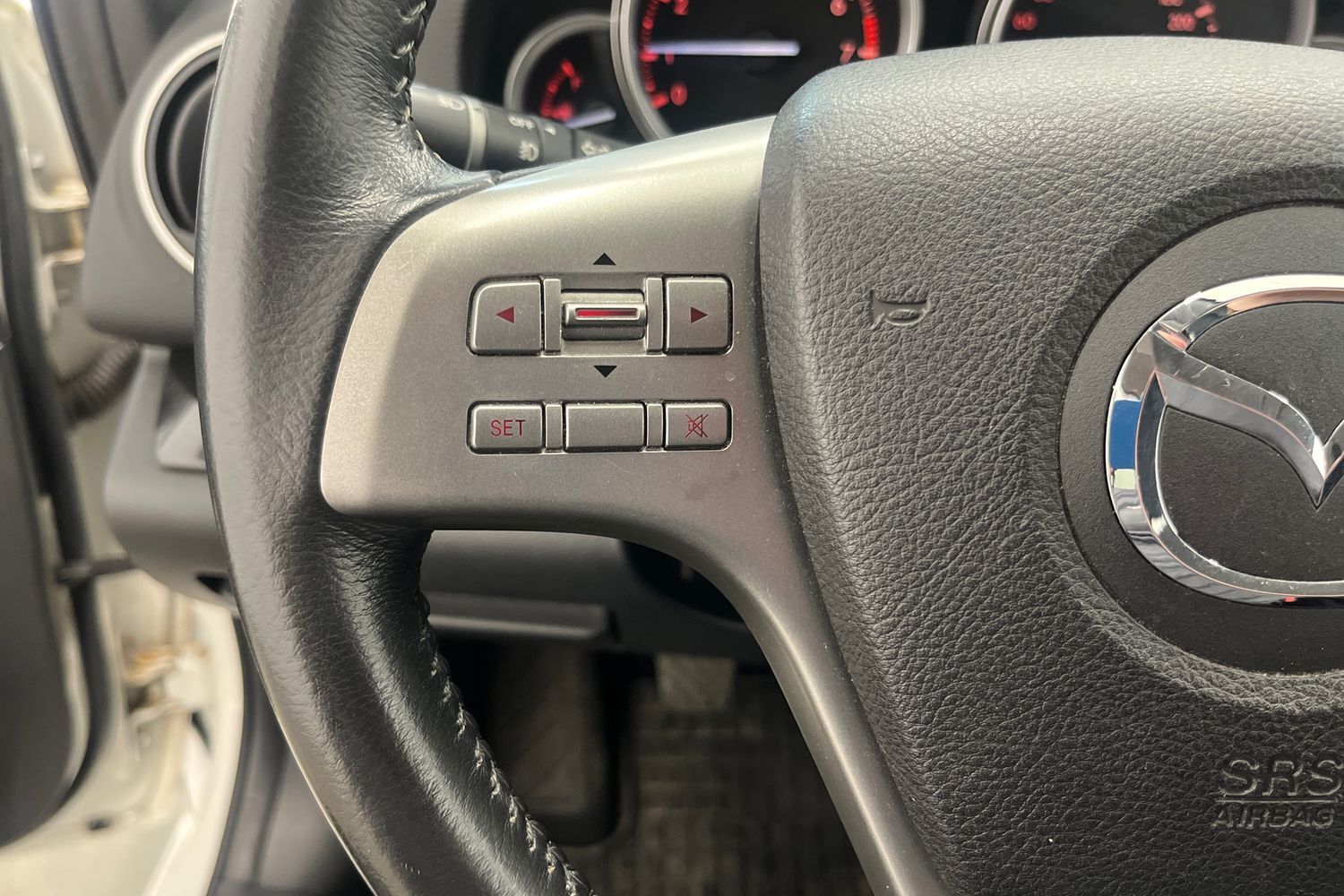 Mazda 6 vaihtoauto