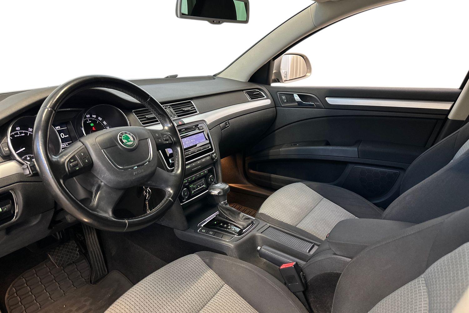 Skoda Superb vaihtoauto