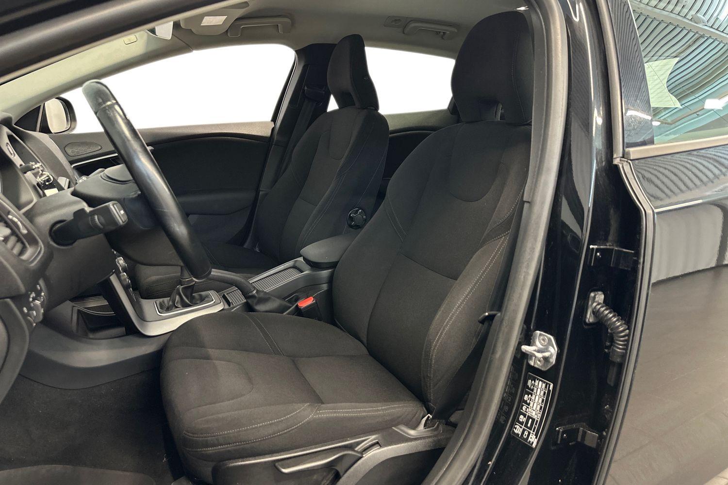 Volvo V40 vaihtoauto