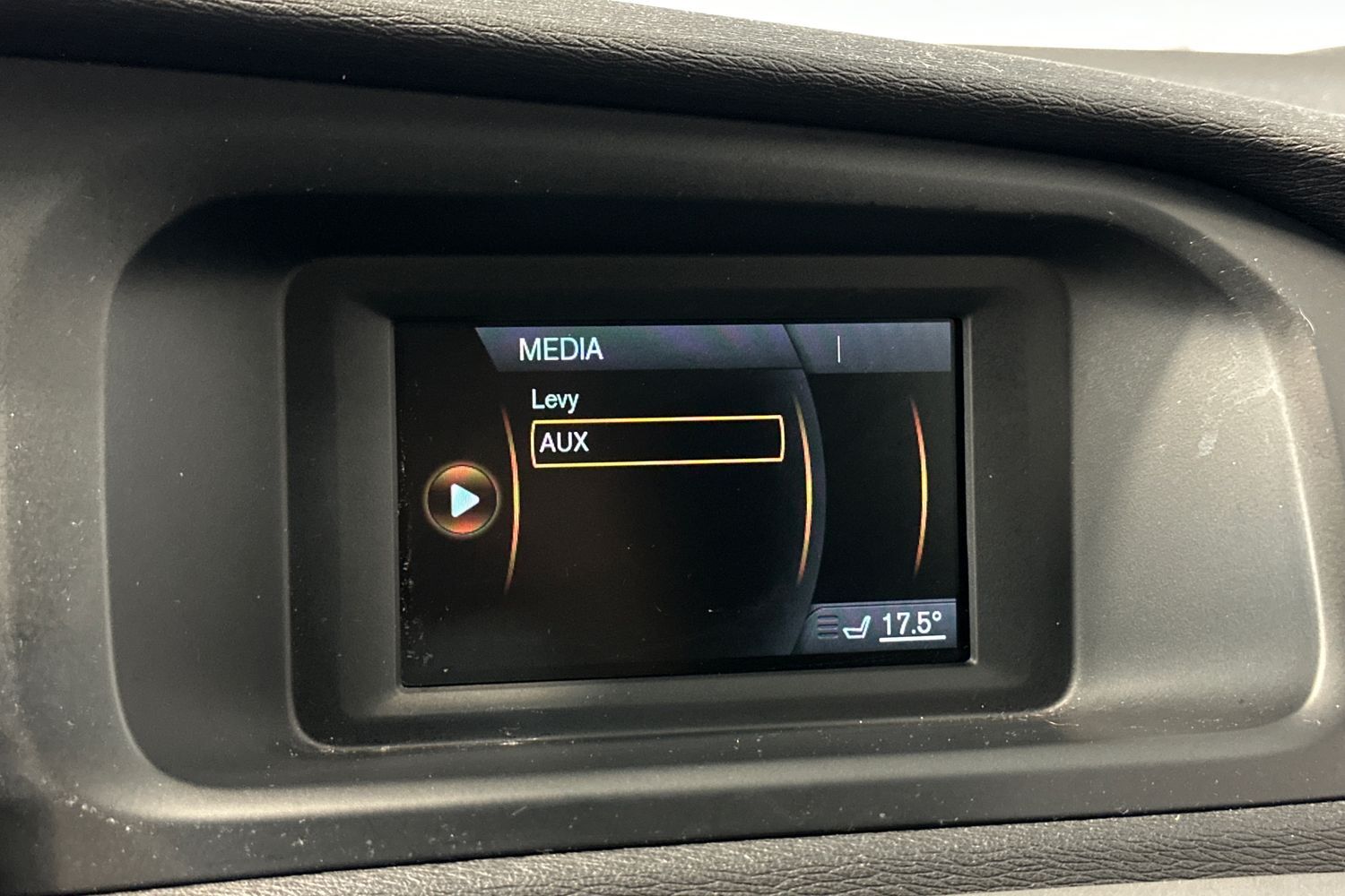 Volvo V40 vaihtoauto