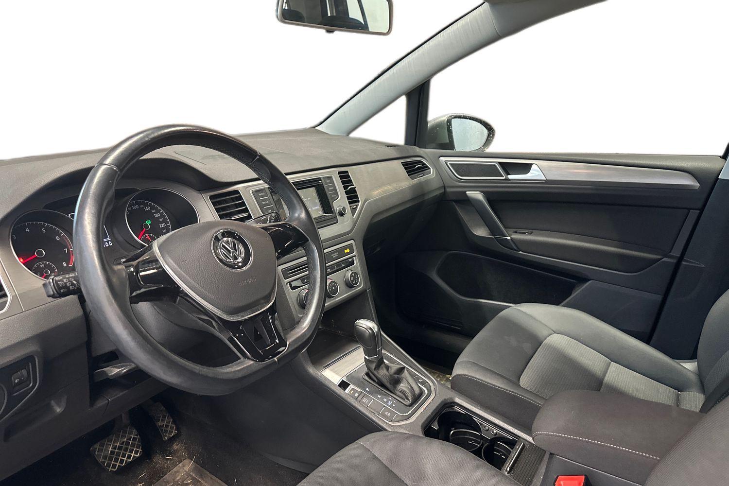 Volkswagen Golf Sportsvan vaihtoauto