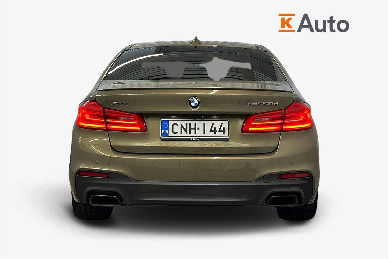 BMW M5 vaihtoauto