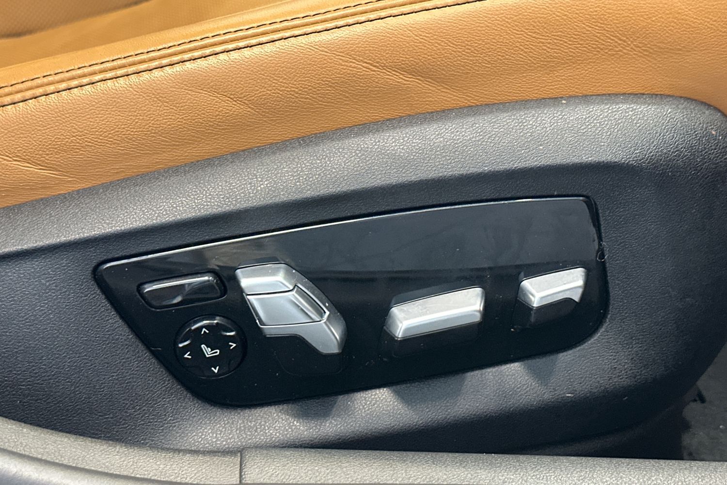 BMW M5 vaihtoauto