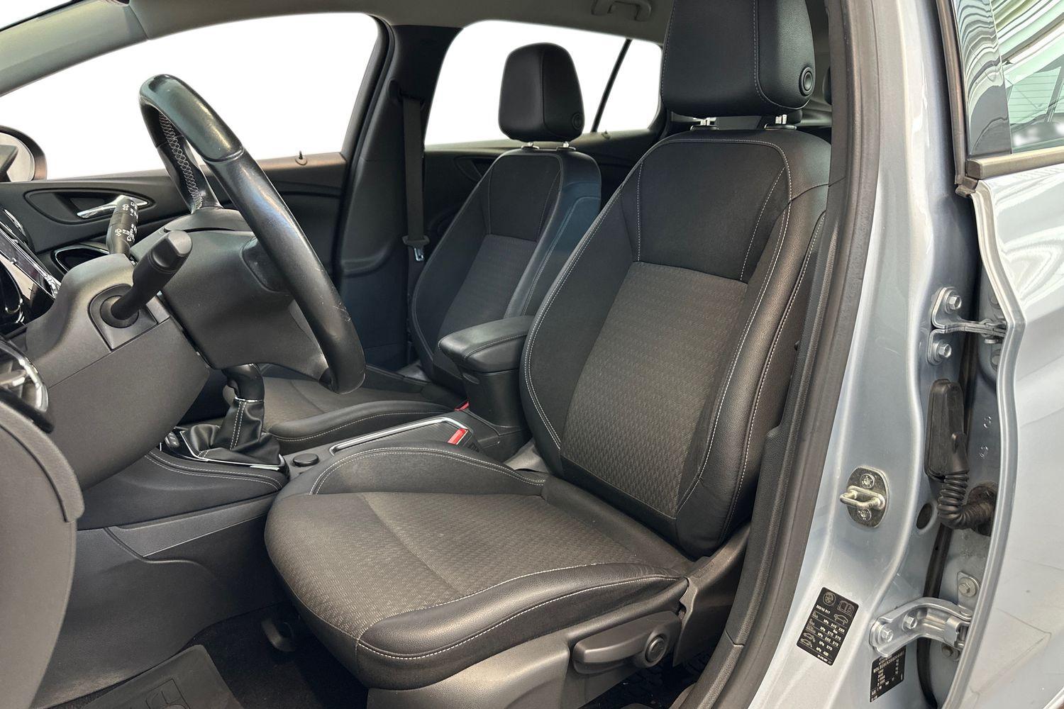 Opel Astra vaihtoauto