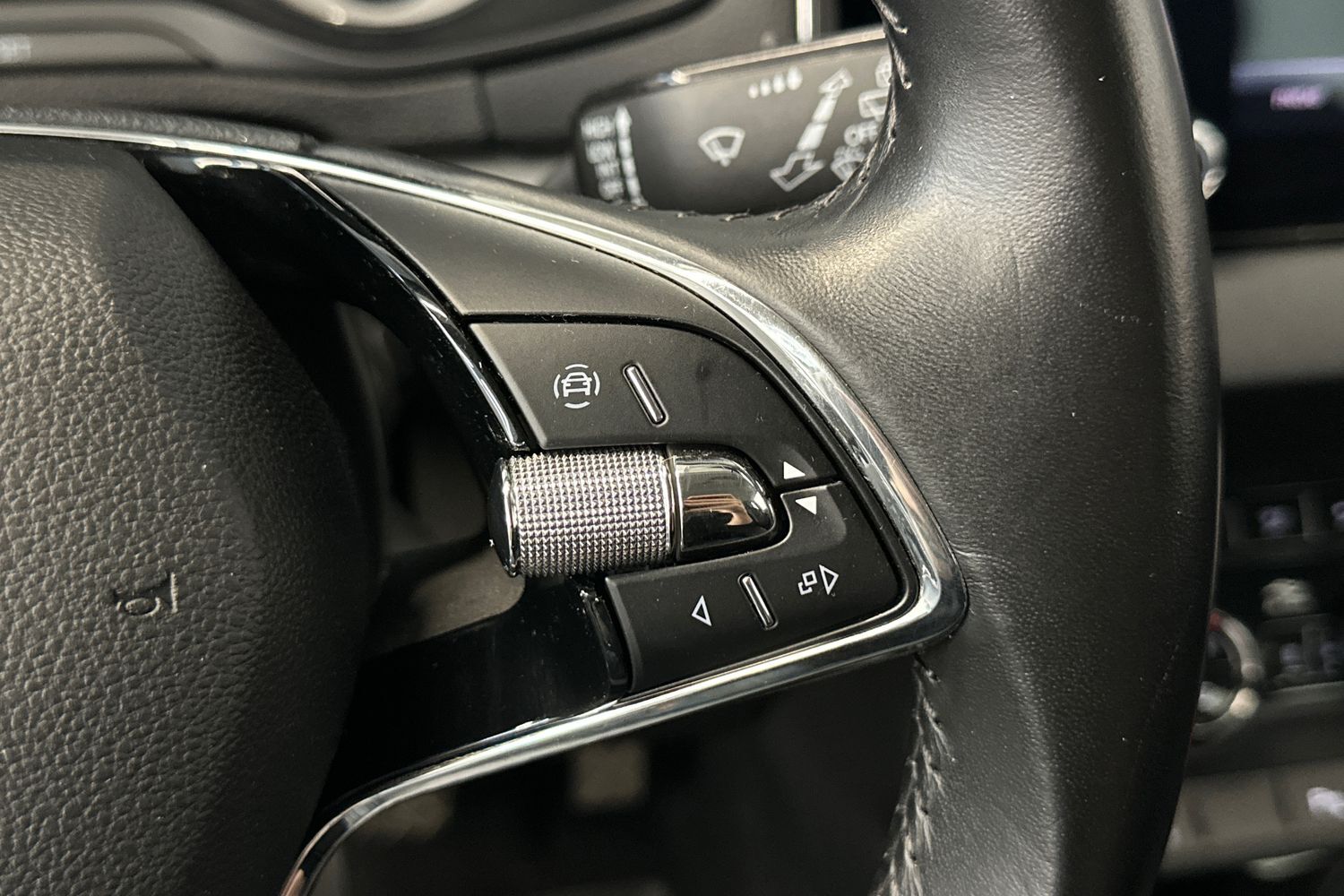 Skoda Karoq vaihtoauto
