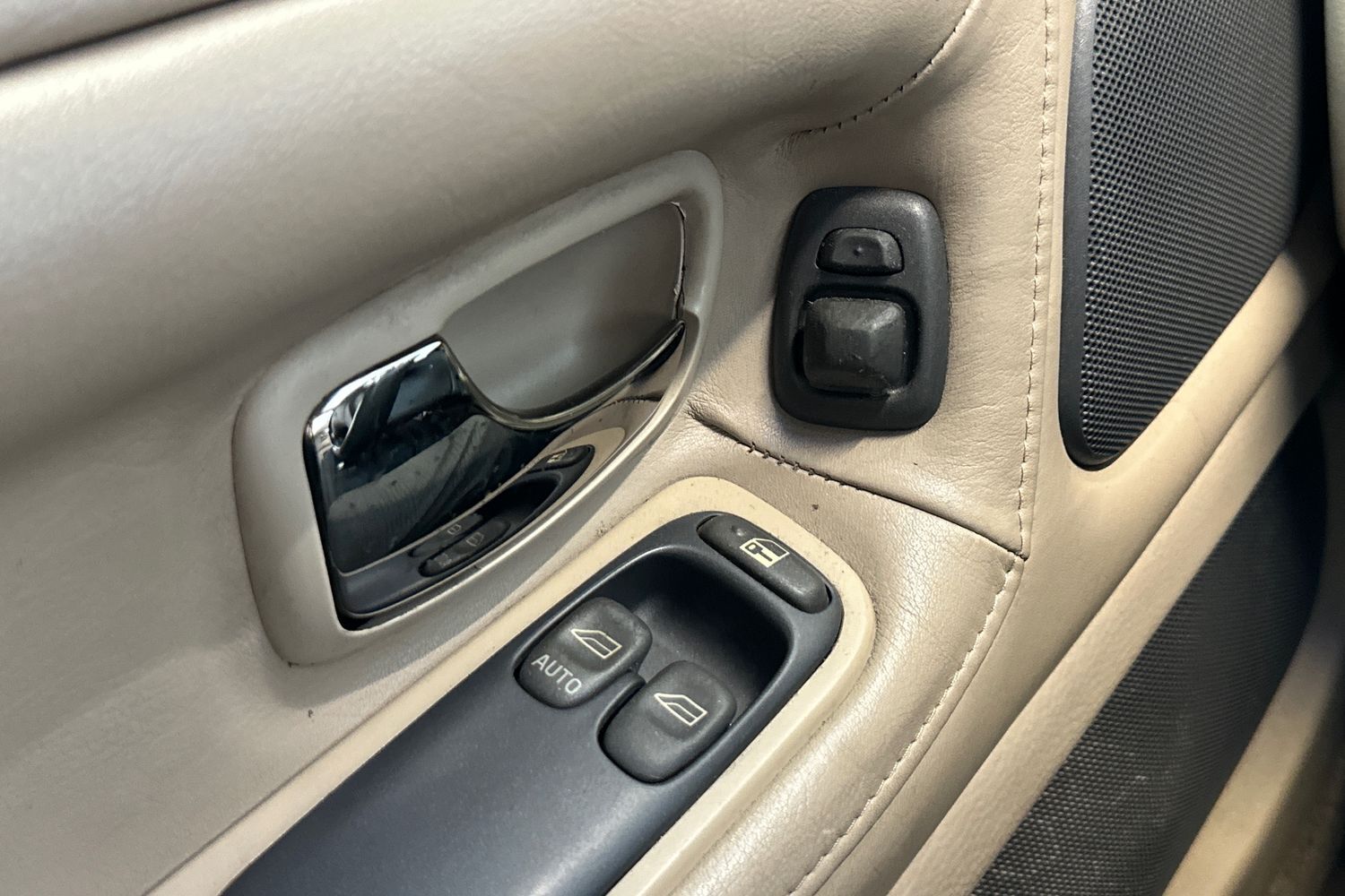 Volvo C70 vaihtoauto