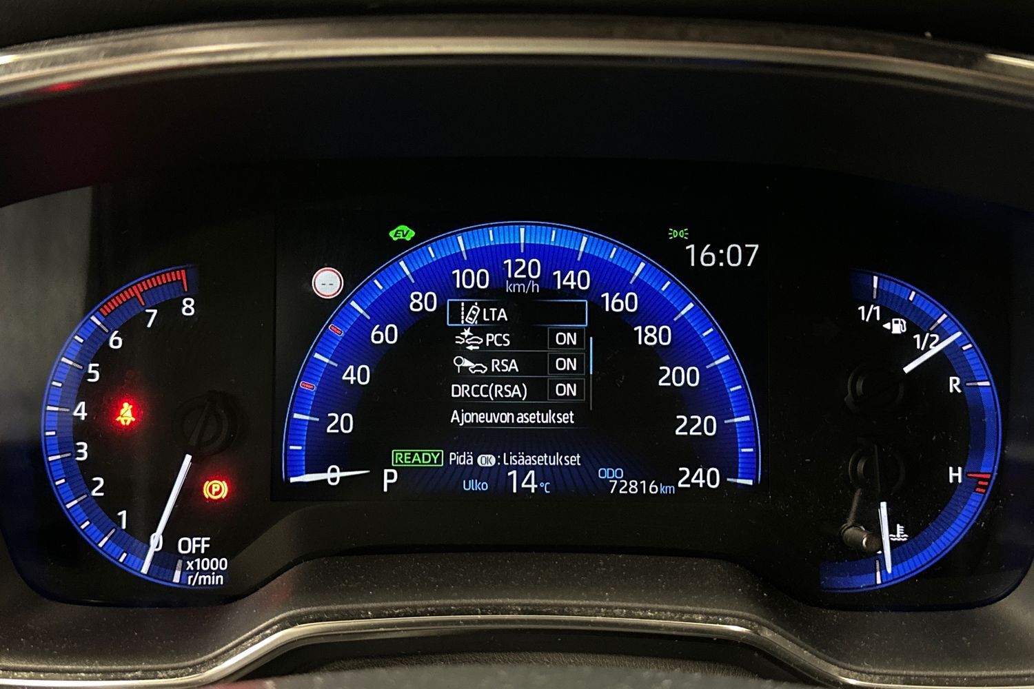 Toyota Corolla vaihtoauto
