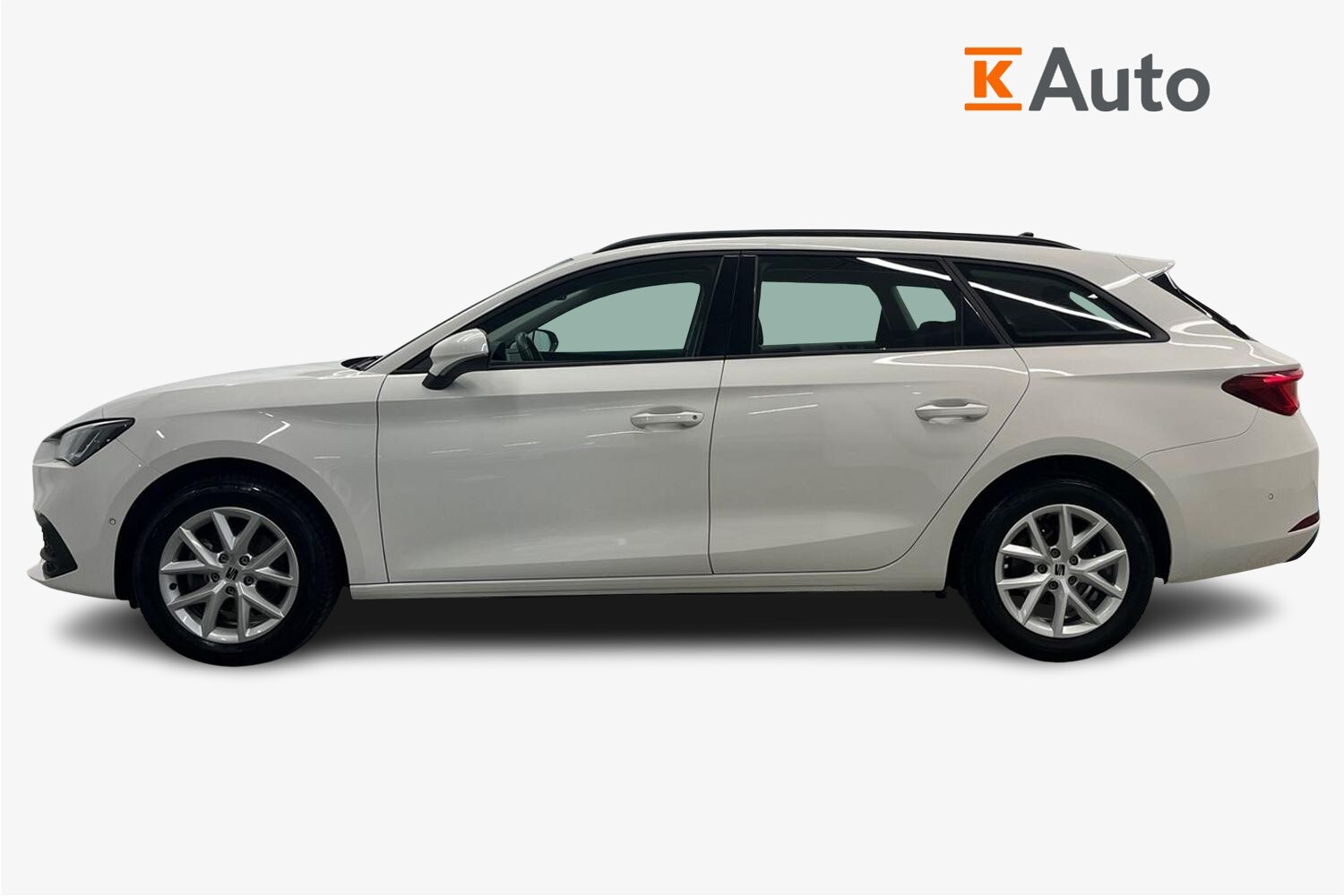 SEAT Leon Sportstourer vaihtoauto