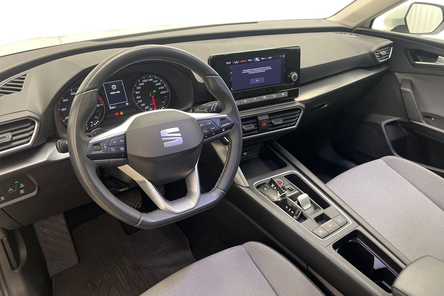 SEAT Leon Sportstourer vaihtoauto