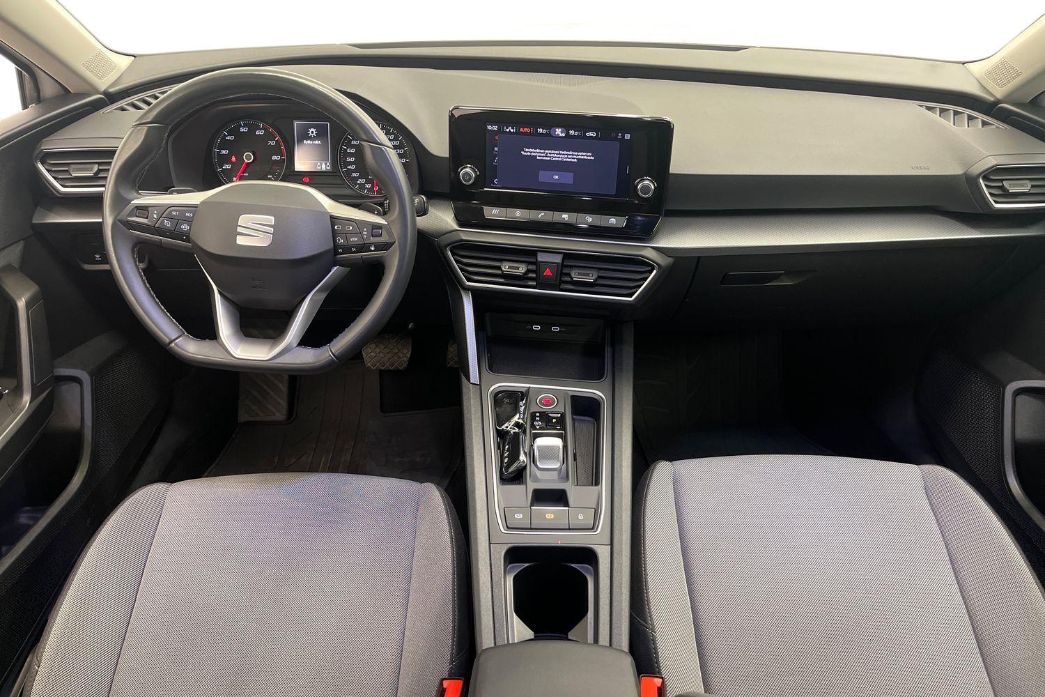 SEAT Leon Sportstourer vaihtoauto