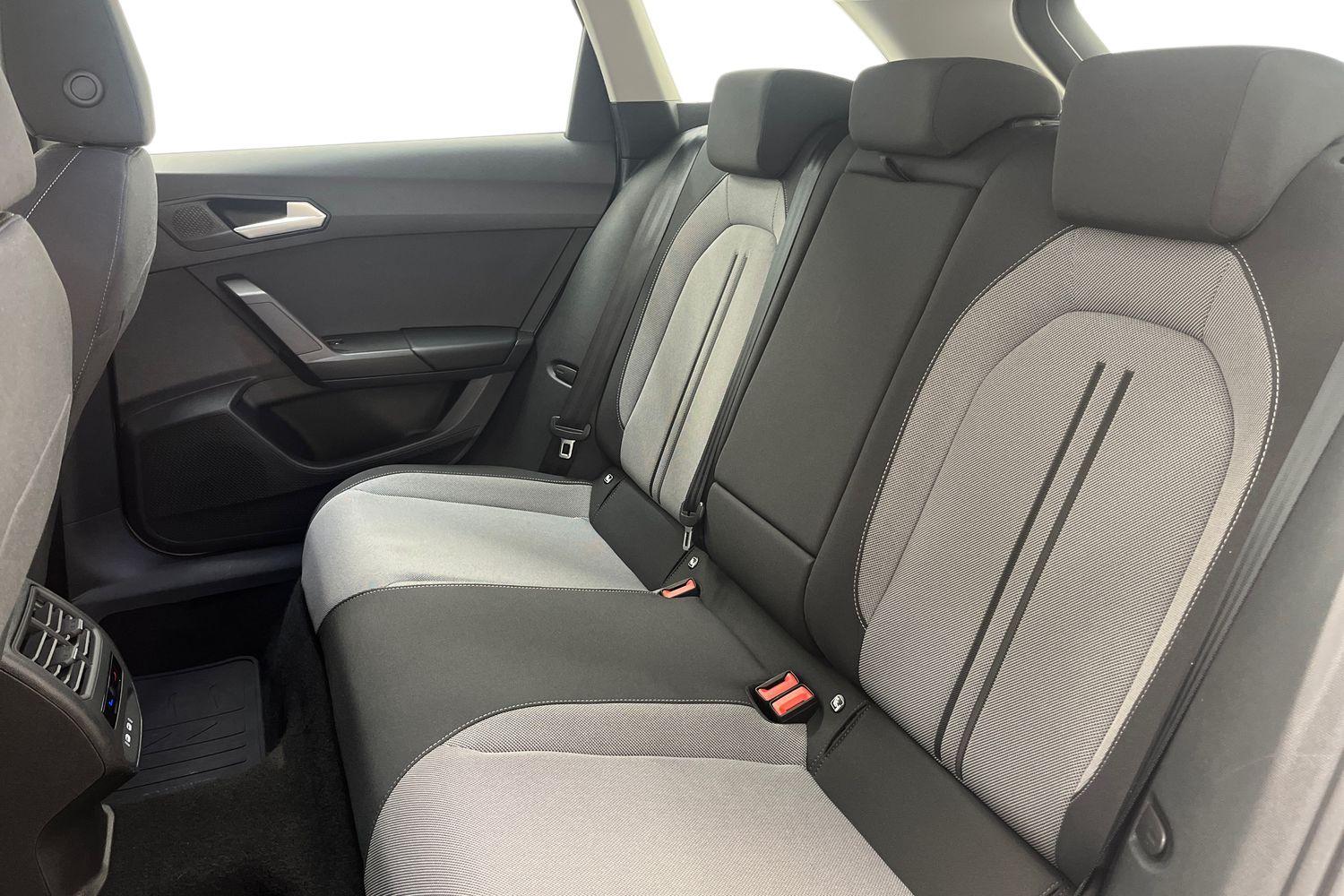 SEAT Leon Sportstourer vaihtoauto