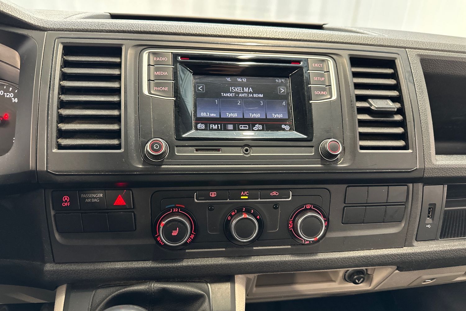 Volkswagen Transporter vaihtoauto