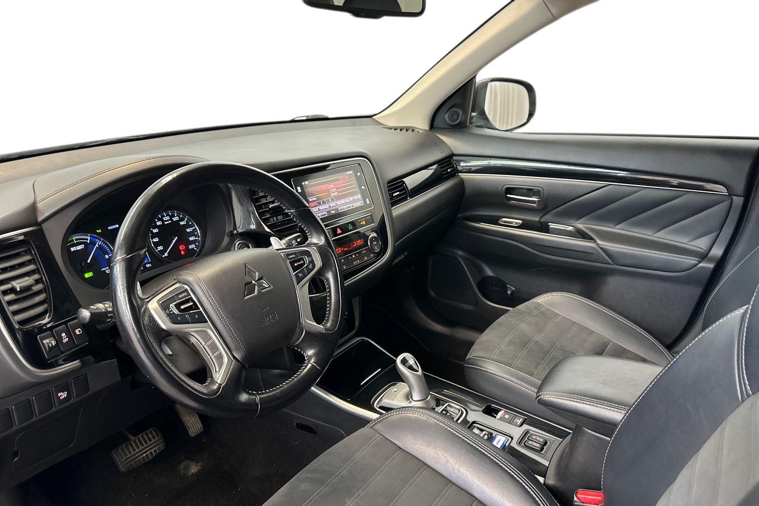 Mitsubishi Outlander PHEV vaihtoauto