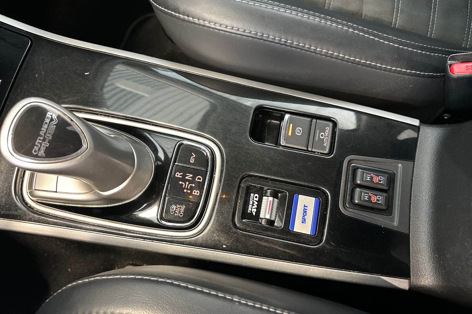 Mitsubishi Outlander PHEV vaihtoauto