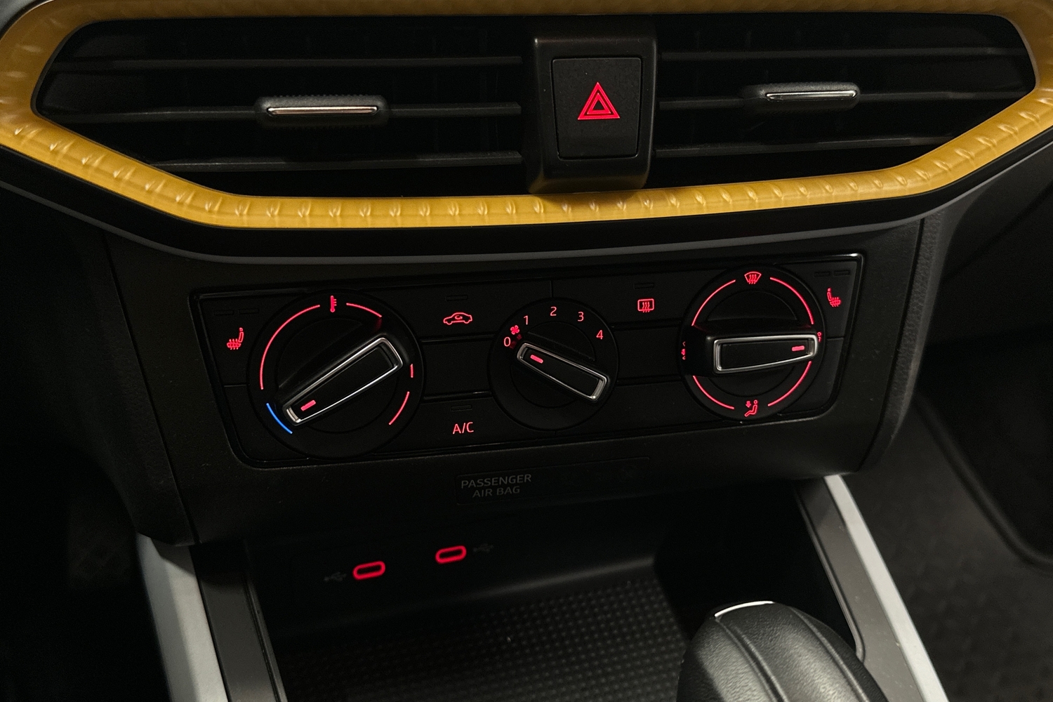 SEAT Arona vaihtoauto