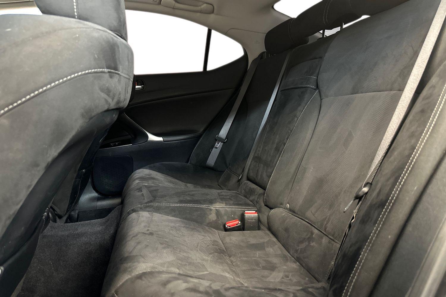 Lexus IS vaihtoauto