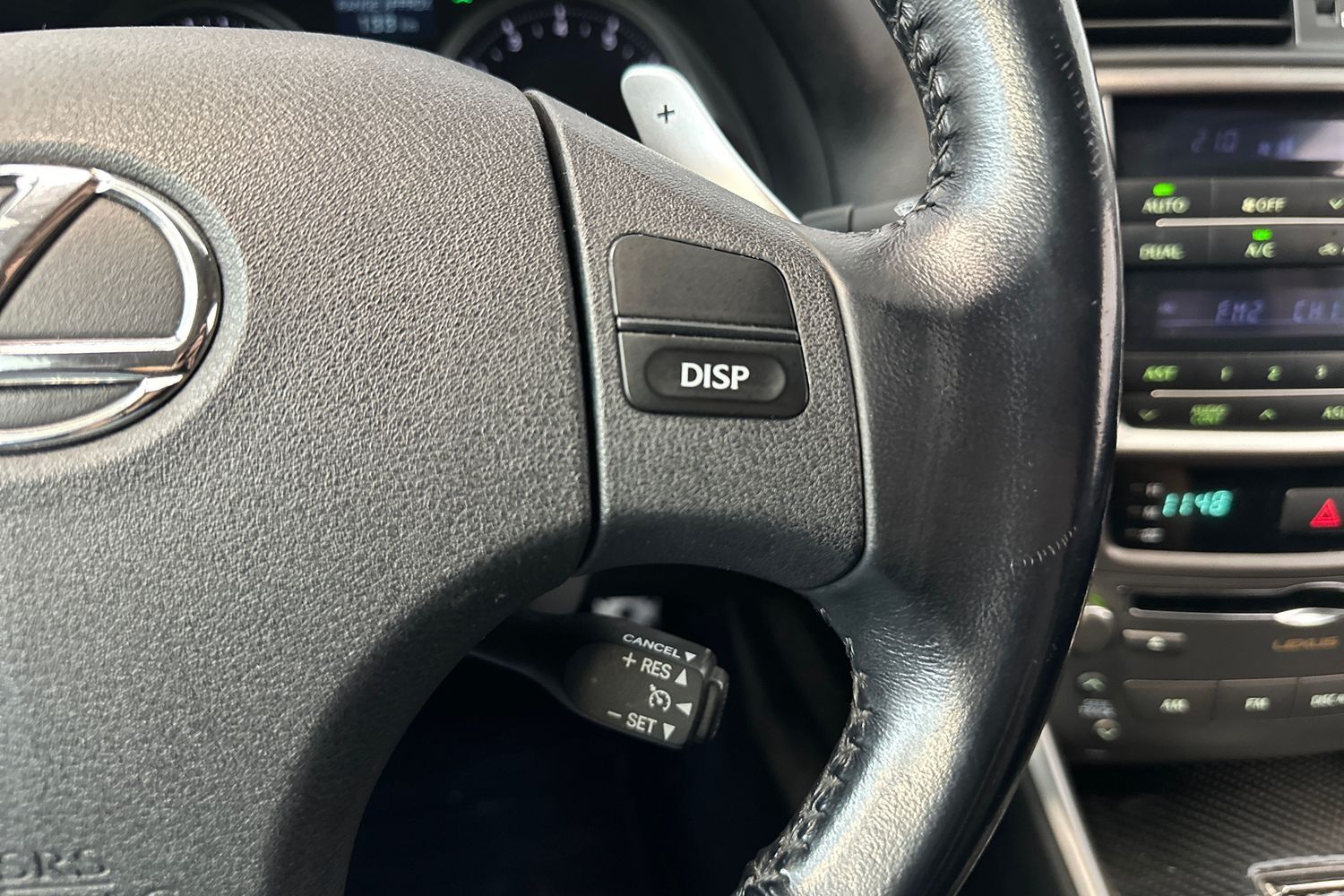 Lexus IS vaihtoauto