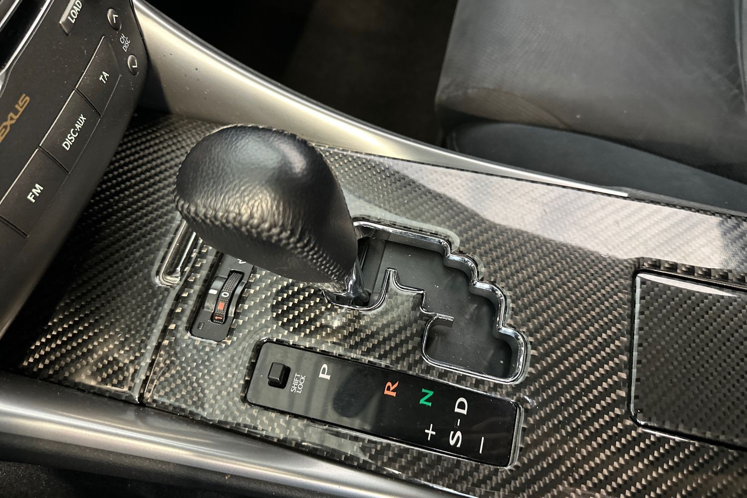 Lexus IS vaihtoauto