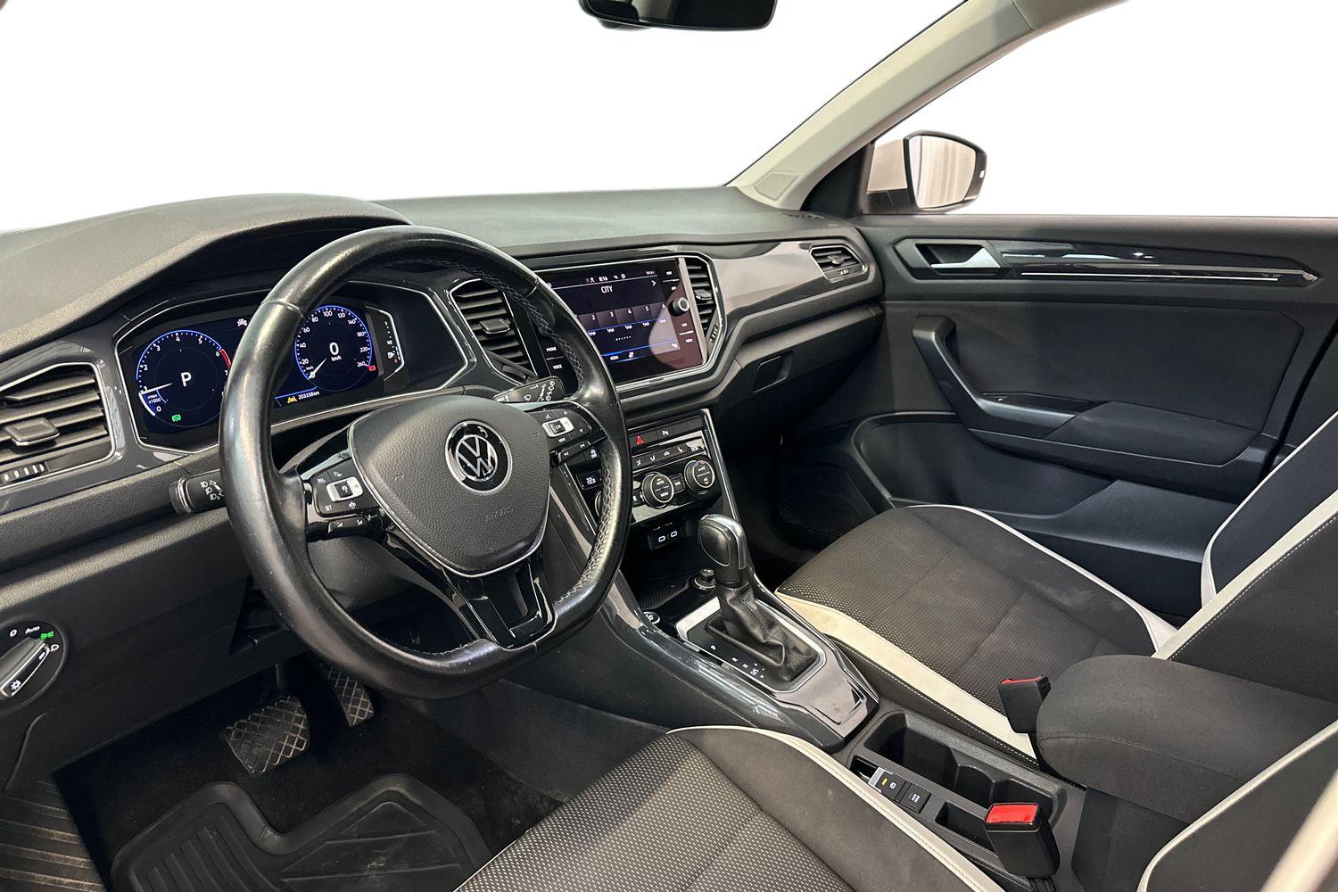 Volkswagen T-Roc vaihtoauto