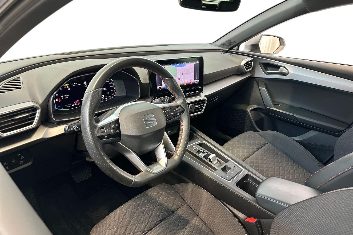 SEAT Leon Sportstourer vaihtoauto